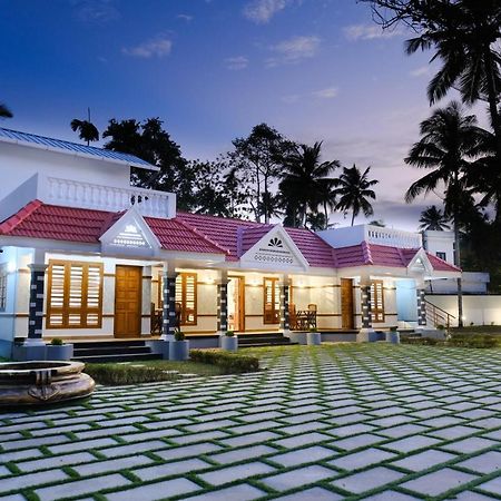 Serene Stay Alappuzha Экстерьер фото